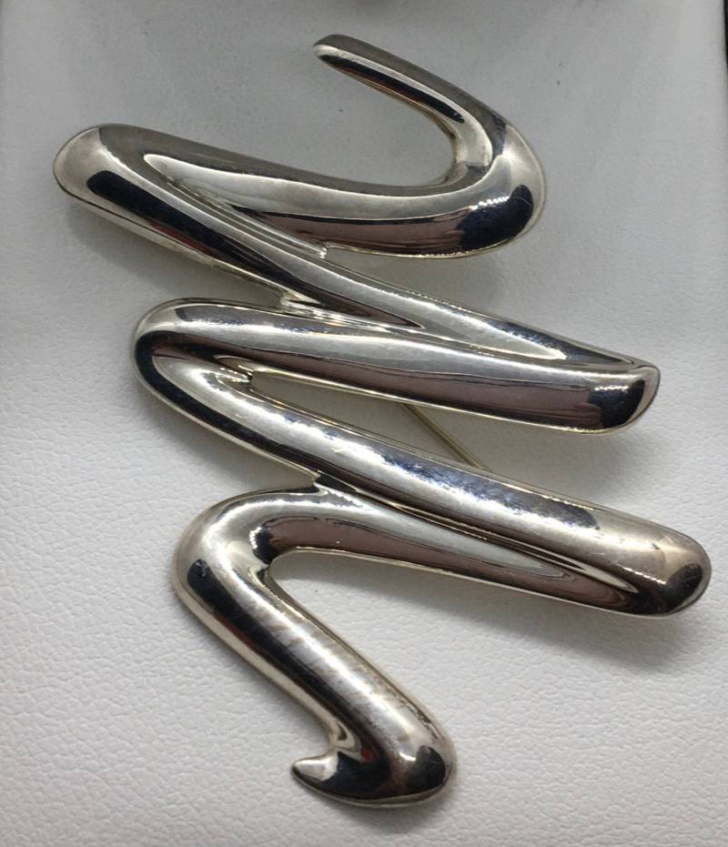 Vintage Schmuck Sterling Silber Zick-Zack-Brosche Stift Vintage Schmuck Sterling Silber Zick-Zack-Brosche Stift von LeizJewelsVintage