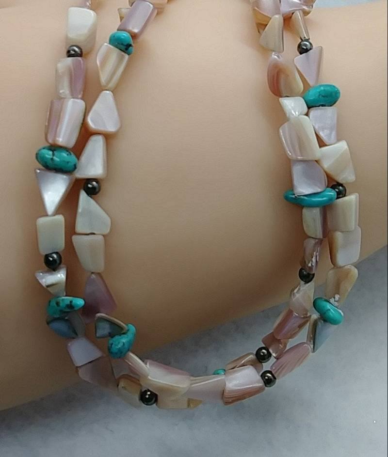 Vintage Sterling Silber Türkis & Mutter Der Perle Strang Halskette Schmuck von LeizJewelsVintage