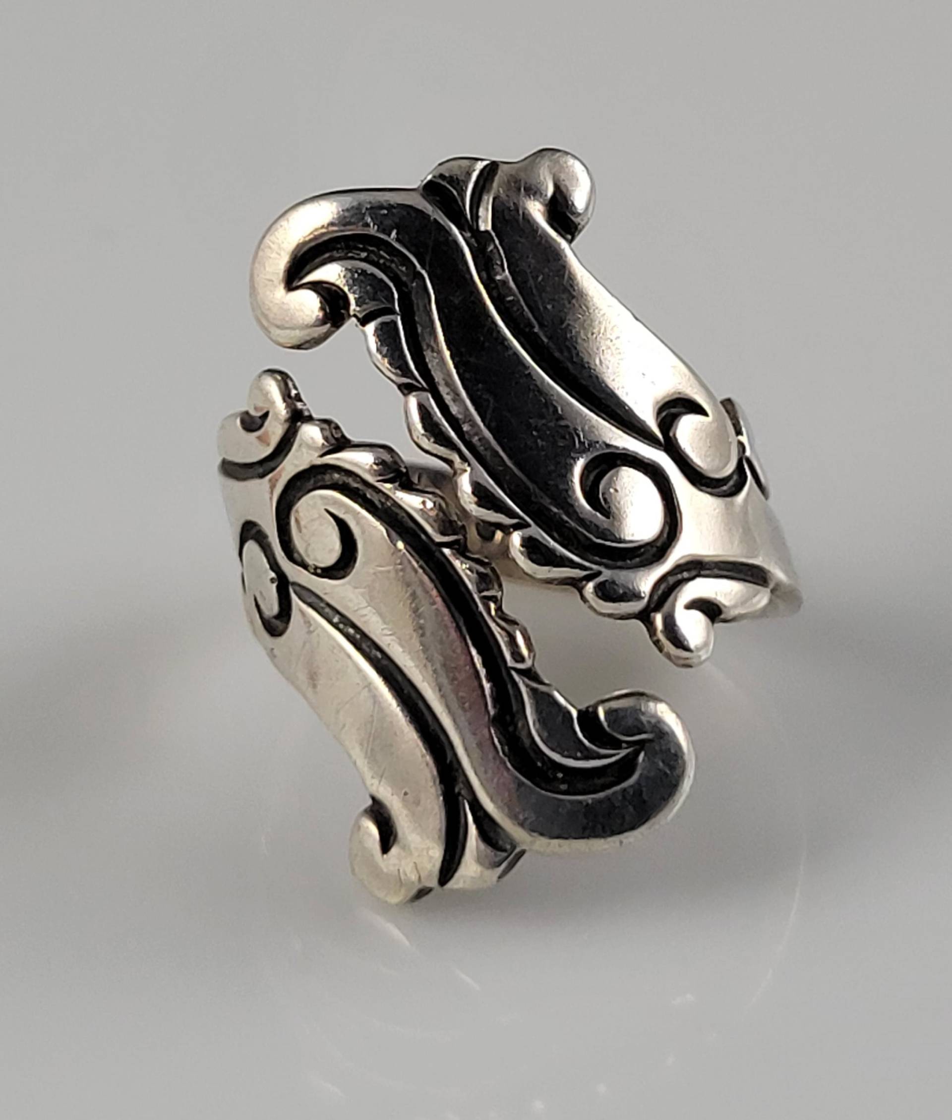 Antonio Reina Taxco Sterling Bypass Ring-Adler Stempel-1940S von LelenaPeacock