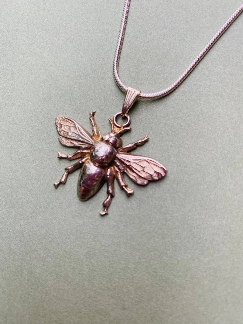 Jugendstil-Bienenanhänger Jugendstil-Bienenanhänger von LelongDesigns