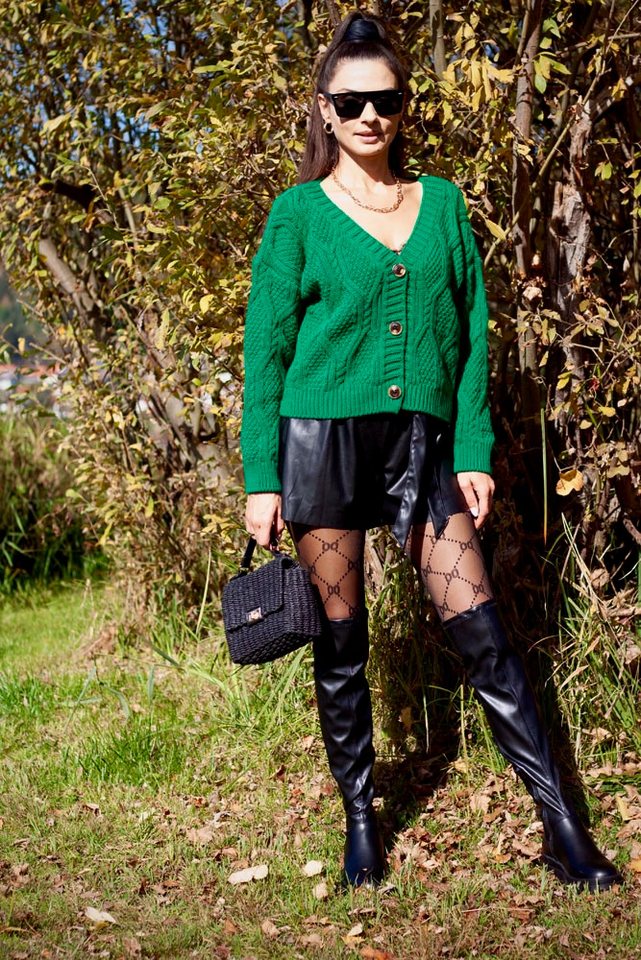 Lelü Fashion Cardigan mit Knopfleiste mit Zopfmuster von Lelü Fashion