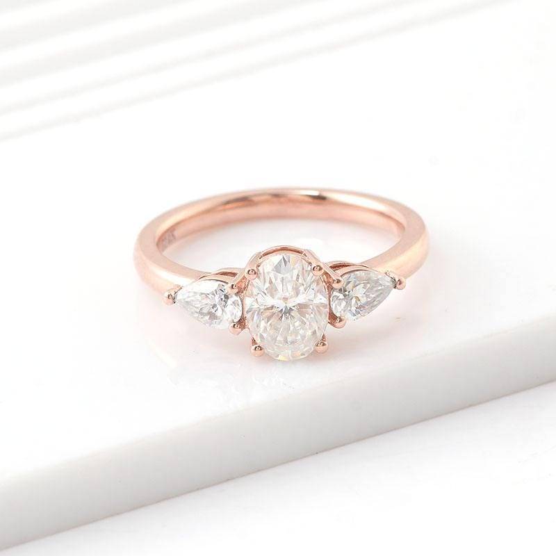 Drei Set Moissanite Ring - 1Ct Oval Cut 14K Rose Solid Gold von Lemarjewellers