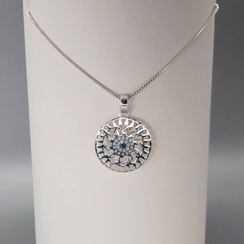 Anhänger Silber Sonnenrad Mandala Sterlingsilber Mit Kette, Beide 925 Anhänger Silber Sonnenrad Mandala Sterlingsilber Mit Kette, Beide 925 von LemasBling