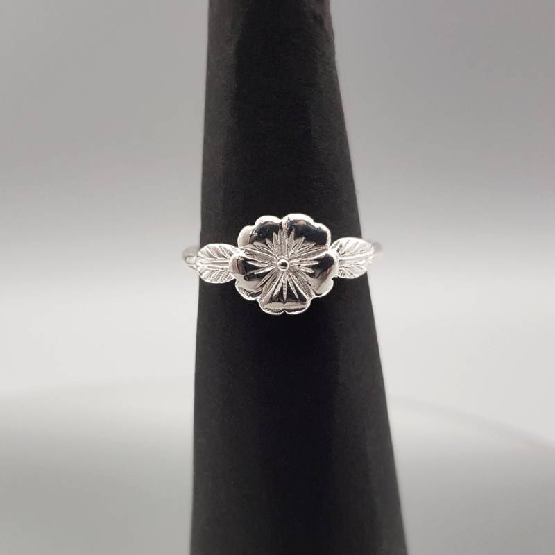 Ring Silber Blume Glänzend Sterlingsilber von LemasBling