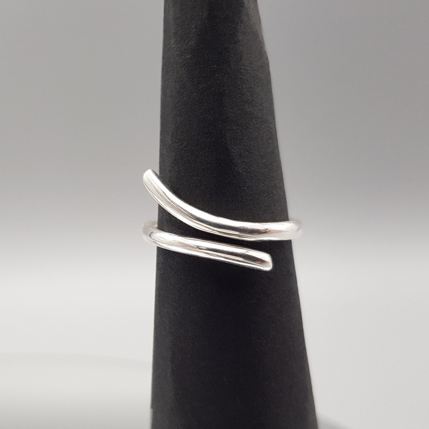 Ring Silber Geschwungen Glänzend Sterlingsilber Ring Silber Geschwungen Glänzend Sterlingsilber von LemasBling