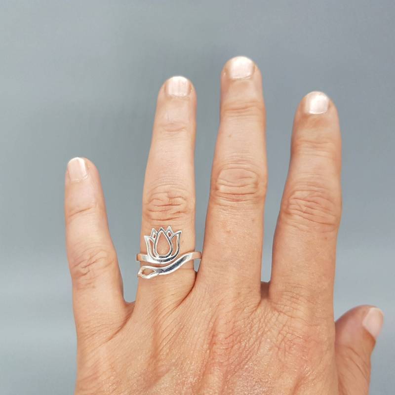 Ring Silber Lotusblume Glänzend Sterlingsilber Ring Silber Lotusblume Glänzend Sterlingsilber von LemasBling