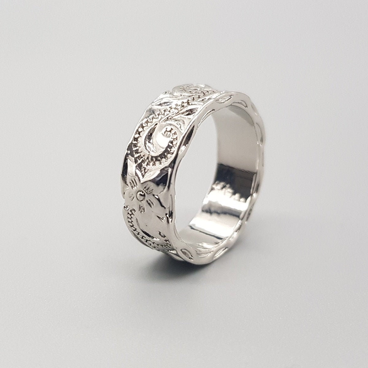 Ring Silber Mit Floralem Muster Allover 925 Auflage, Damenring, Blumenmuster, Außergewöhnlich, Extravagant Massiv Ring Silber Mit Floralem Muster Allover 925 Auflage, Damenring, Blumenmuster, Außergewöhnlich, Extravagant Massiv von LemasBling