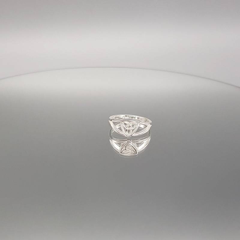 Ring Silber Triqueta Glänzend Sterlingsilber Ring Silber Triqueta Glänzend Sterlingsilber von LemasBling
