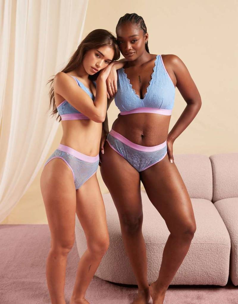 Lemonade Dolls - Signature - Spitzen-Slip in Blau und Flieder mit mittelhohem Bund-Bunt von Lemonade Dolls