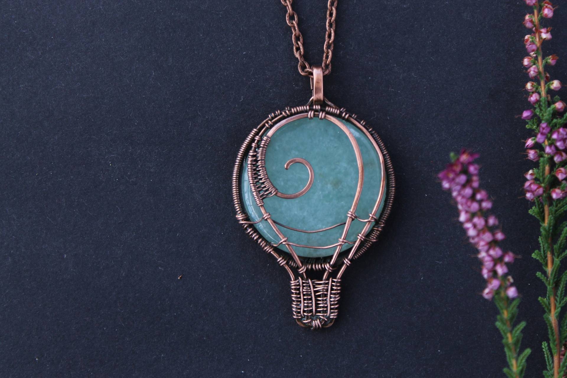 Ballon Anhänger Jade Halskette Wirewrapped Metallarbeit Kupfer Draht Gewickelt Schmuck Massiv Unisex Geschenk von LenaSinelnikArt