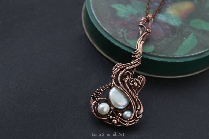 Gitarre Anhänger Wirewrapped Halskette Handgemachte Artisan Kupfer Heady Musiker Geschenk Freundin von LenaSinelnikArt