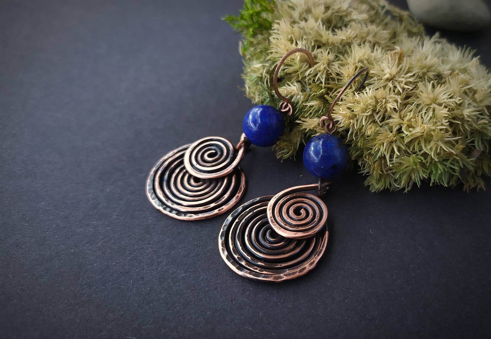 Kreis Wire Wrap Ohrringe Kupferohrringe Wirewrapped Schmuck Lapislazuli Geschenk Für Sie Handmade von LenaSinelnikArt
