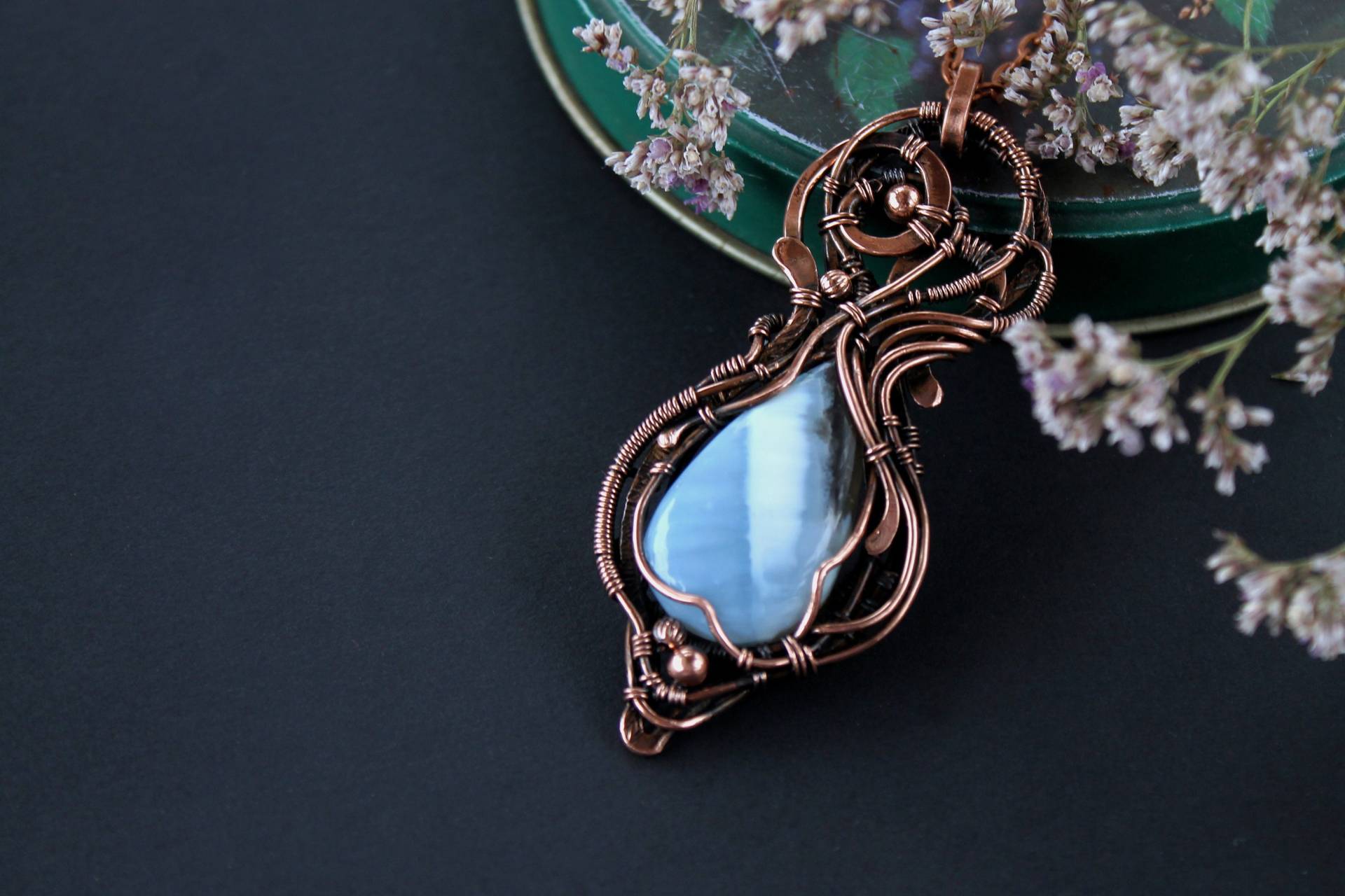 Kupfer Fantasie Halskette Handwerker Anhänger Draht Gewickelt Blauer Opal Heady Wirewrap Schmuck von LenaSinelnikArt