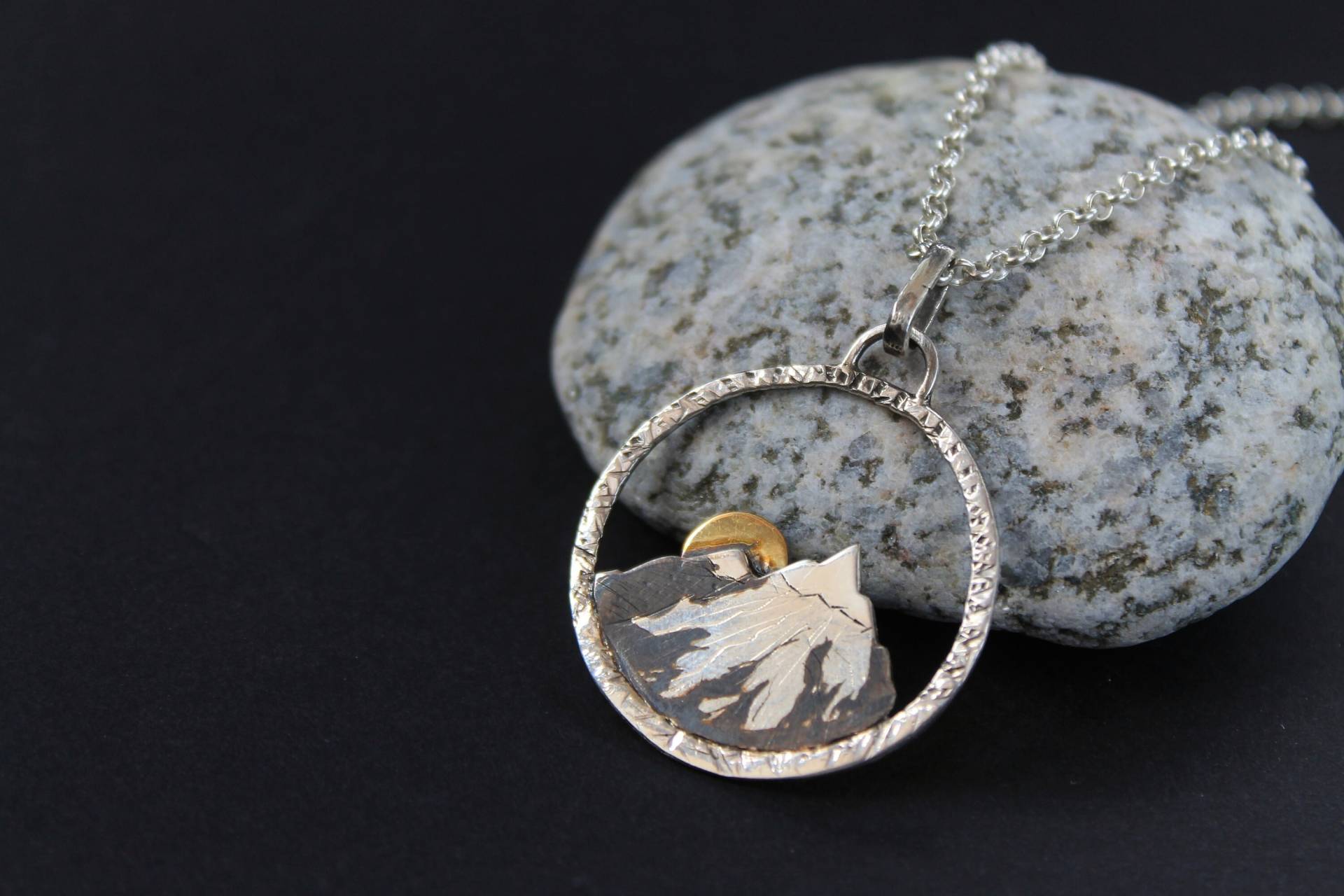 sterling Silber Anhänger, Mix Metall Berge Unisex Kreis Unikat Handgefertigt, Geschenk Für Ihn, Sie von LenaSinelnikArt