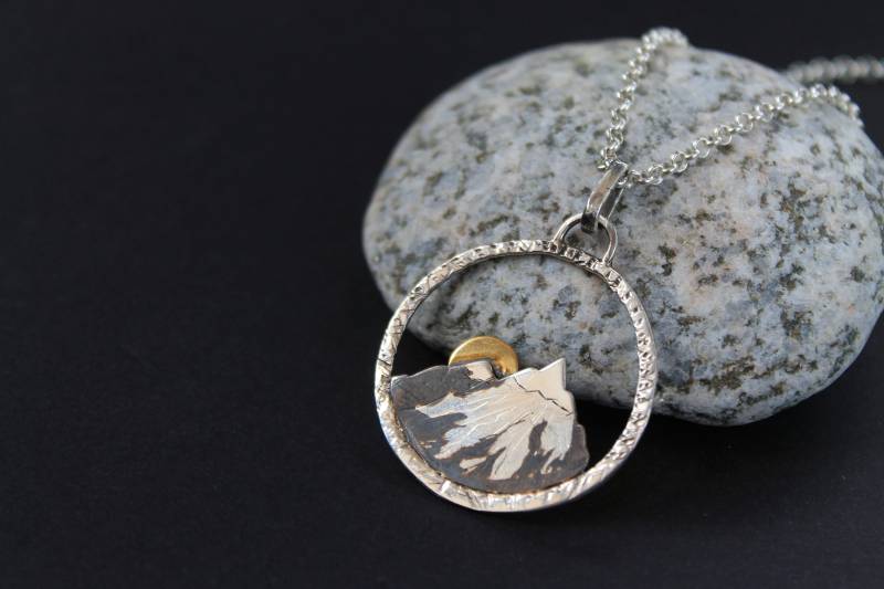 sterling Silber Anhänger, Mix Metall Berge Unisex Kreis Unikat Handgefertigt, Geschenk Für Ihn, Sie von LenaSinelnikArt