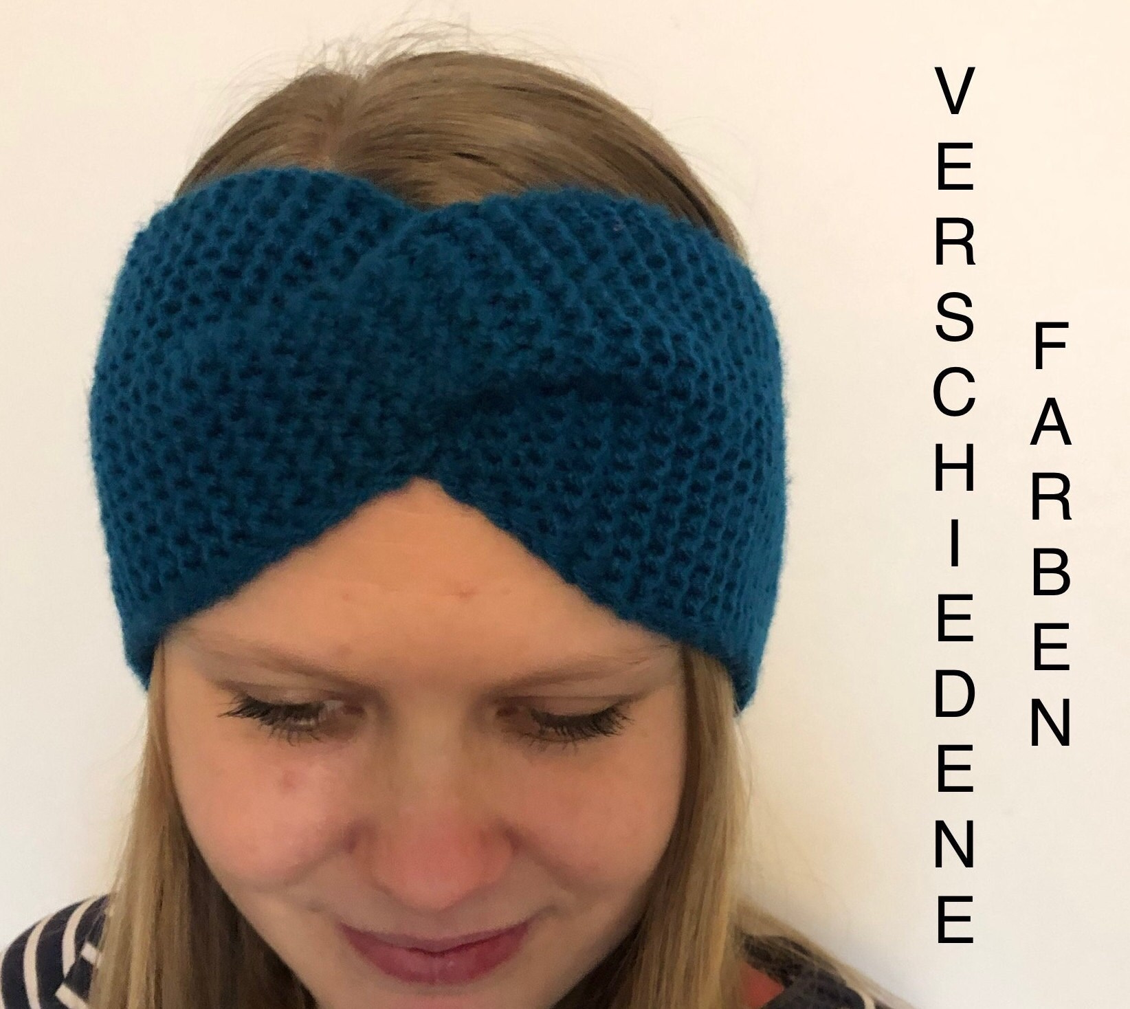 stirnband "Crossroads" Mit Rippenmuster Und Twist in Verschienen Farben Aus Polyacryl - Vegan von LenasStrickwinkel