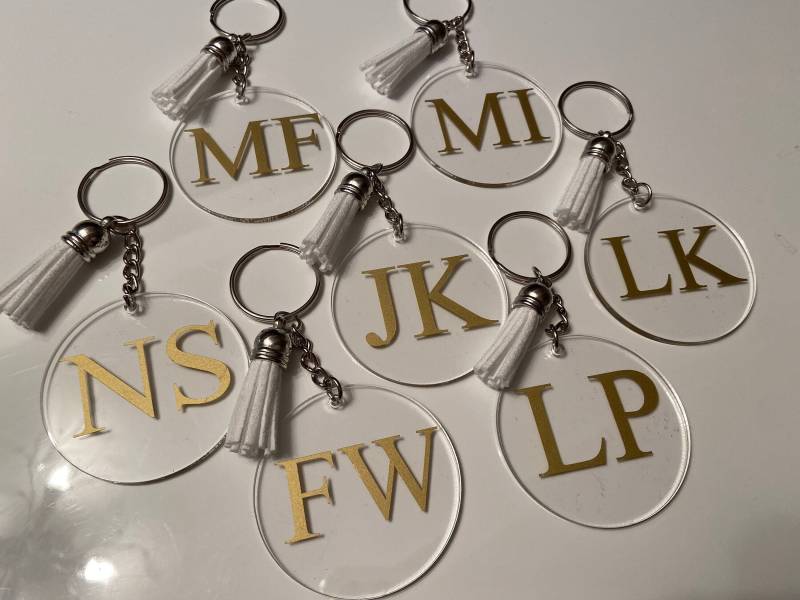 Schlüsselanhänger Personalisiert Buchstaben Initialen Anfangsbuchtstaben Acryl Plotter Plotten Name Kleines Geschenk Geburtstagsgeschenk von LenasgeschenkeDE