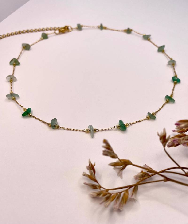 Kette Aus Grünem Aventurin Und Vergoldetem Edelstahl Kette Aus Grünem Aventurin Und Vergoldetem Edelstahl von LeniellaJewellery