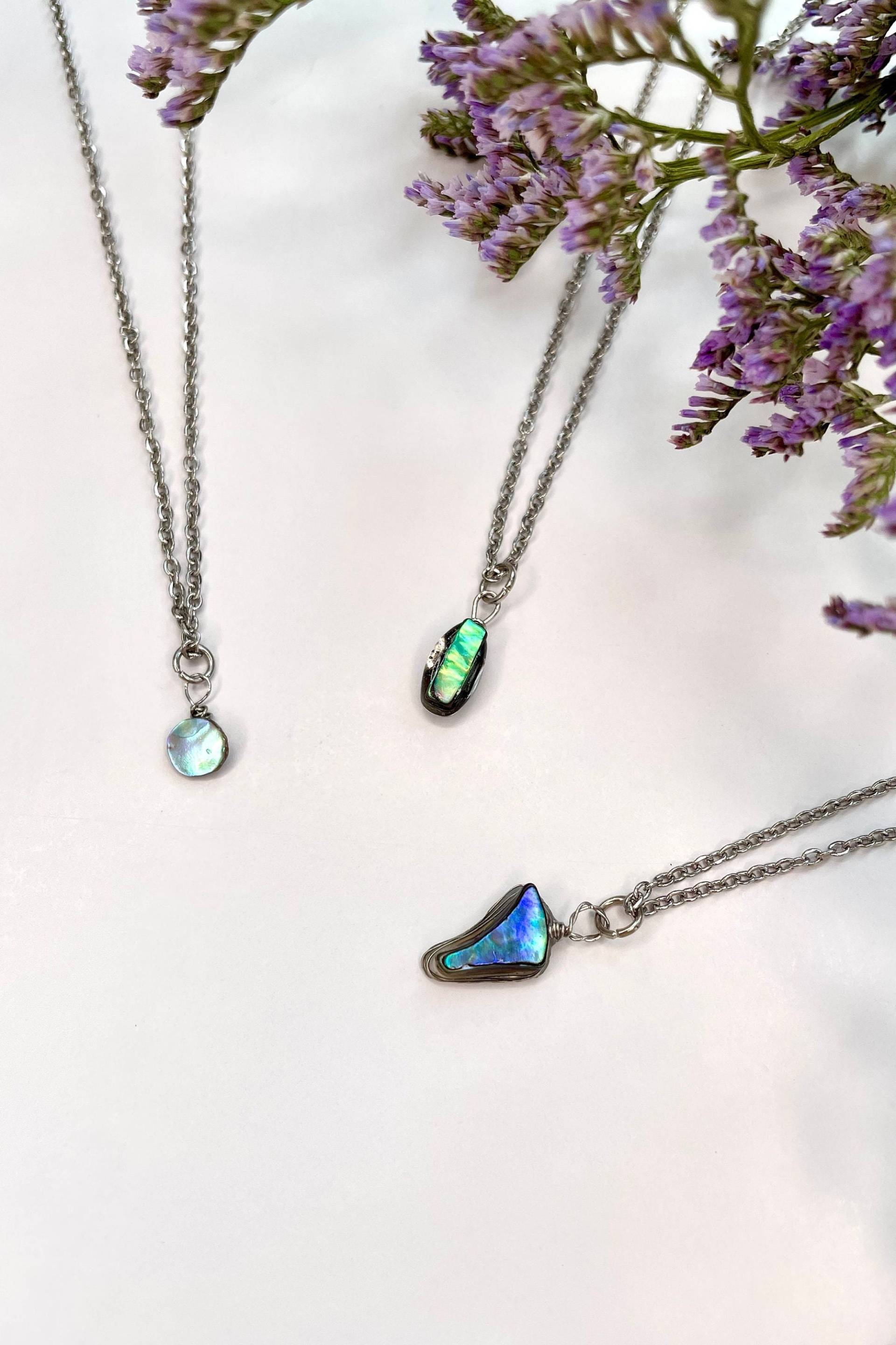 Kette Mit Echtem Perlmutt-Anhänger, Leuchtend, Dezent & Elegant Kette Mit Echtem Perlmutt-Anhänger, Leuchtend, Dezent & Elegant von LeniellaJewellery