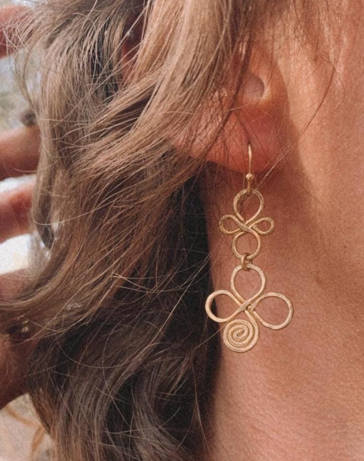 Ohrringemessing Gehämmert von LenisartDesign