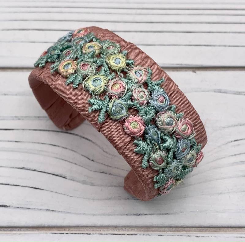 Letzte Lenora Dame Floral Manschette Armband von LenoraDameStudio