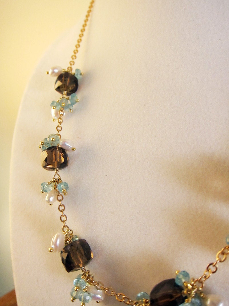 Rauchquarz, Apatit Und Keishi Süßwasser Perle Gold Filled Halskette von LenoxDesignsJewelry