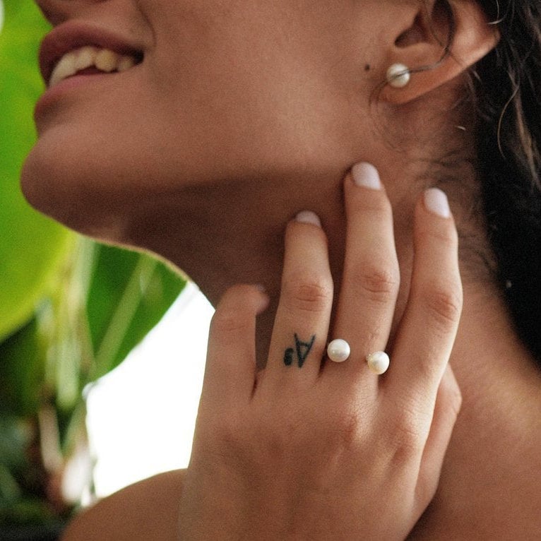 Perle Ring Mittel, Süßwasser Schmuck, Versprechen Ring, Sterling Silber Minimalist Doppel Weiße von LentiJewelry