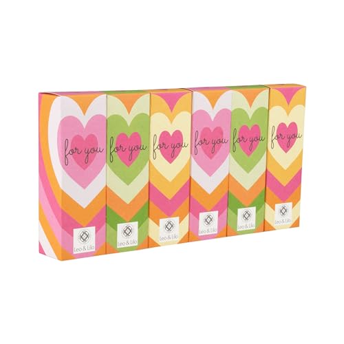 Leo & Lilo Kleiner Gruß For you - Zauberhafte Handcreme Geschenksets - 6er-Set mit jeweils 6 einzeln verpackten Mini Handcremes 20 ml - Pflegt trockene und strapazierte Hände Leo & Lilo Kleiner Gruß For you - Zauberhafte Handcreme Geschenksets - 6er-Set mit jeweils 6 einzeln verpackten Mini Handcremes 20 ml - Pflegt trockene und strapazierte Hände von Leo & Lilo