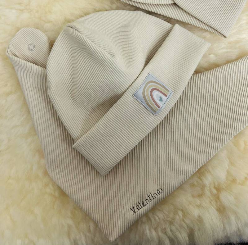 Beanie Mütze & Personalisierter Schal Leoloewe Hipster Baby Kinder Erwachsene 12 Farben Löwe Regenbogen Personalisiert Personalisierung von LeoLoeweShop