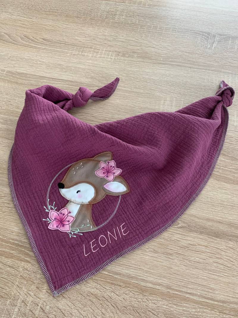 Kinderhalstuch Dreieckstuch Halstuch Aus Musselin Bestickt Mit Name Personalisiert Stickmotiv Kinderhalstuch Dreieckstuch Halstuch Aus Musselin Bestickt Mit Name Personalisiert Stickmotiv von LeoLucBYJK