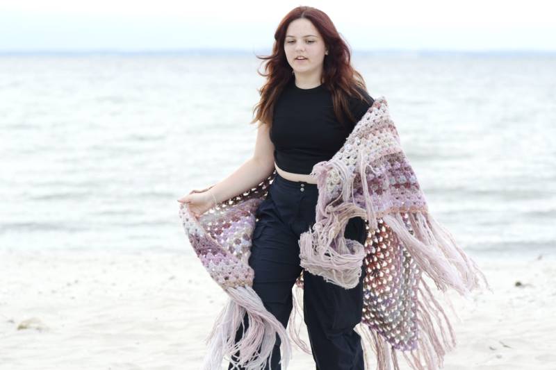 Sale+ Orion + 2.60M Spannweite in Tollem Farbverlauf Gehäkelt, Mit Langen Fransen, Häkeltuch, Häkelstola, Hochwertige Qualität, Geschenk von Leomaxi