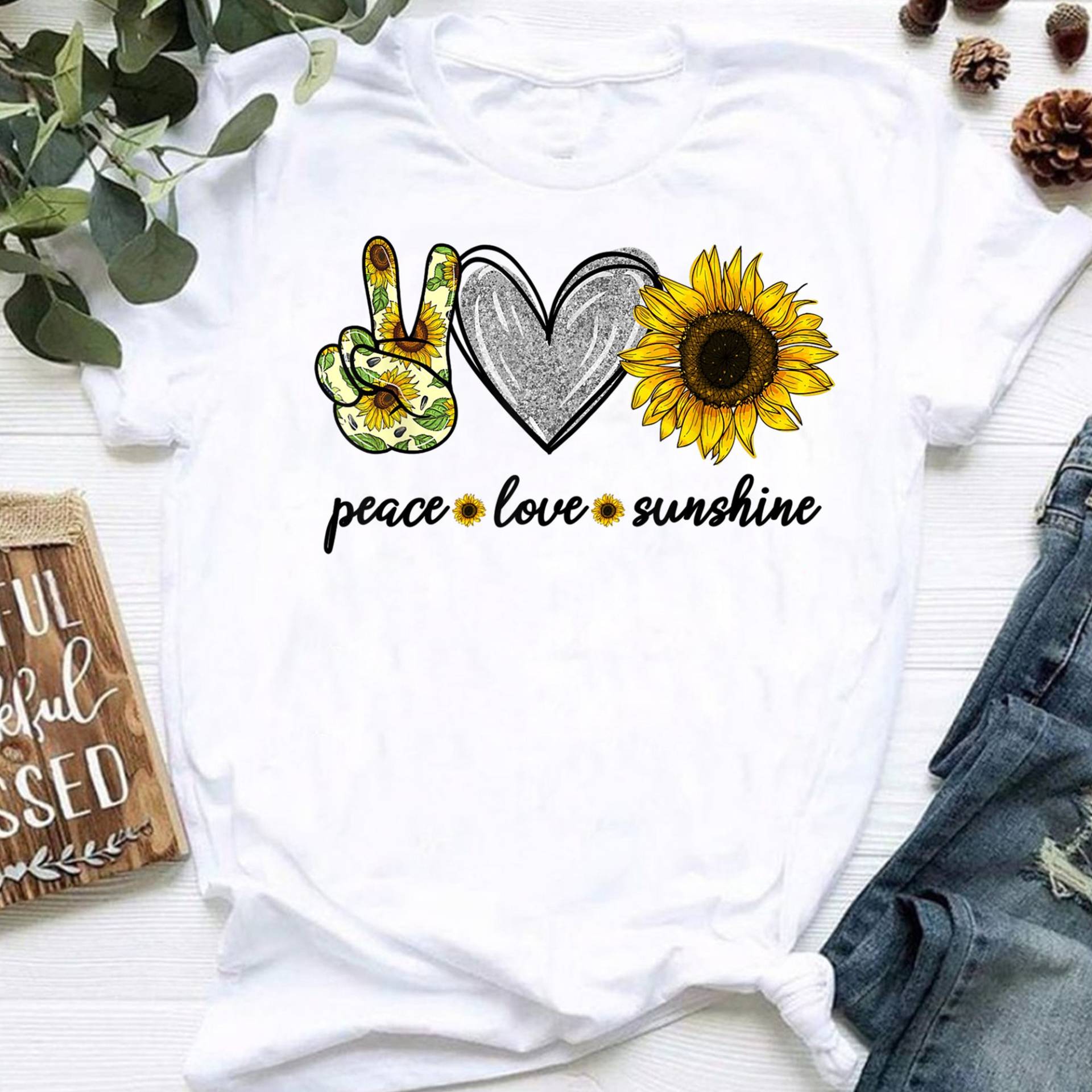 Peace Love Sunshine Sunflower Hippie T-Shirt - Shirt, Soul Hippie von LeonaTee