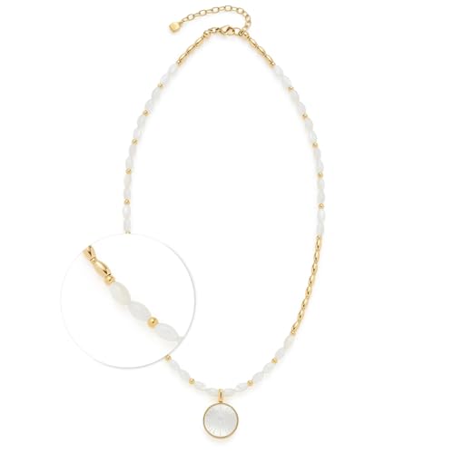 JEWELS BY LEONARDO Halskette Welda • kurze Kette aus goldfarbenem Edelstahl • Muschelperlen in Olivenform • runder Anhänger mit Sonnenmotiv • 45-50 cm Länge • Schmuck Geschenk für Frauen • 024686 von JEWELS BY LEONARDO