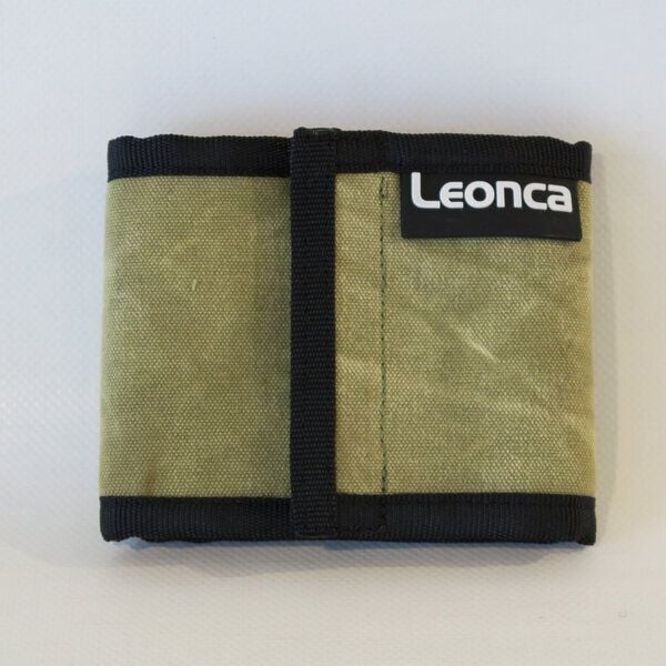 Leonca Portemonnaie aus recyceltem Seesack Leinen von Leonca