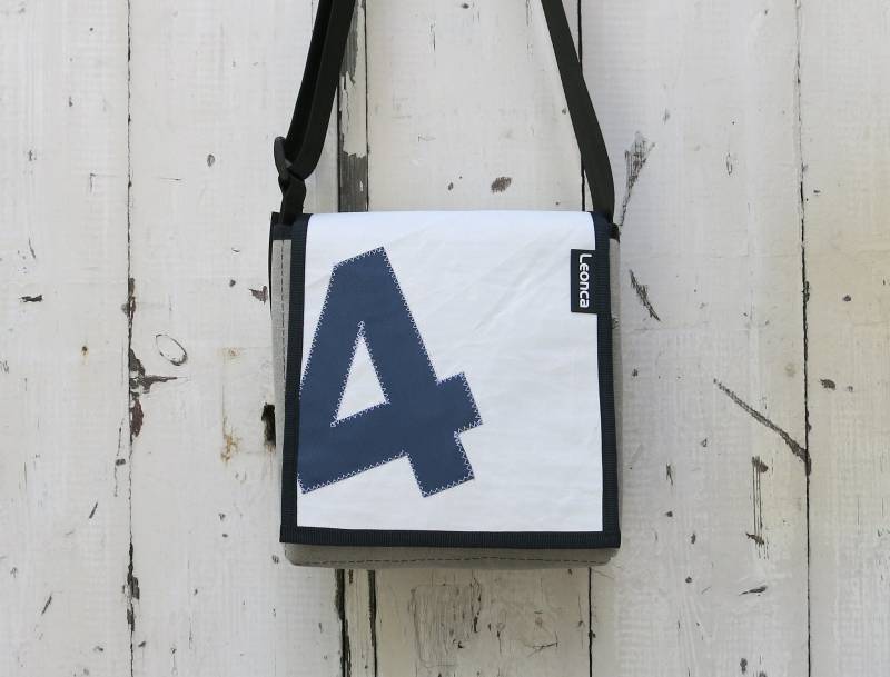 Upcycling Tasche Aus Segel in 5 Größen Mit Wunschzahl von Leonca