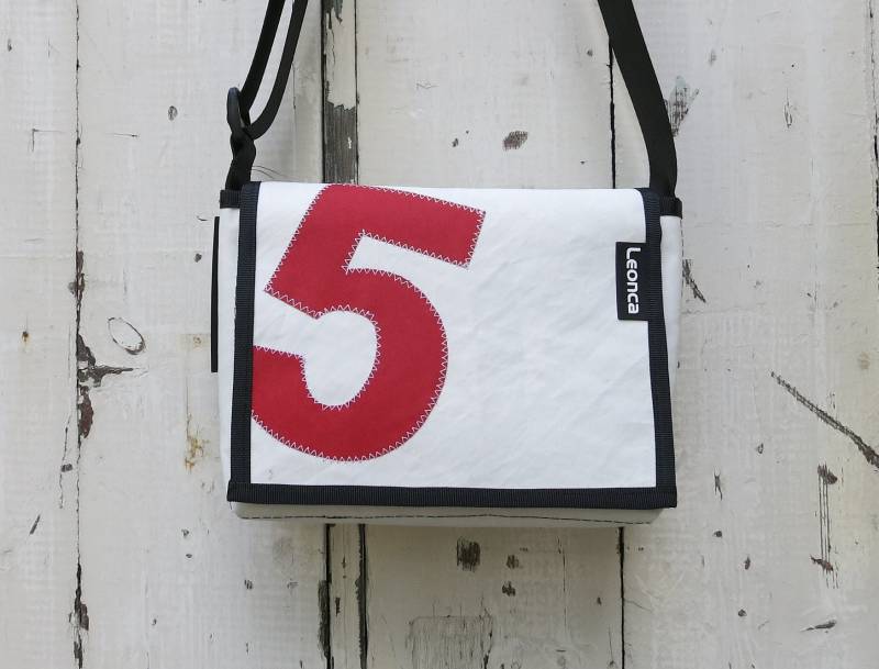 Upcycling Tasche Aus Segel in 5 Größen Mit Wunschzahl von Leonca