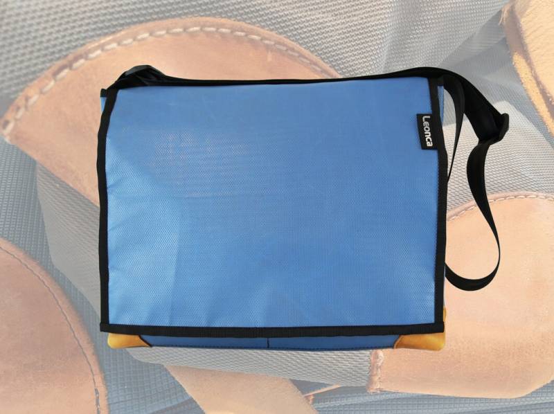 Upcycling Tasche Aus Turnmatte in 5 Größen von Leonca