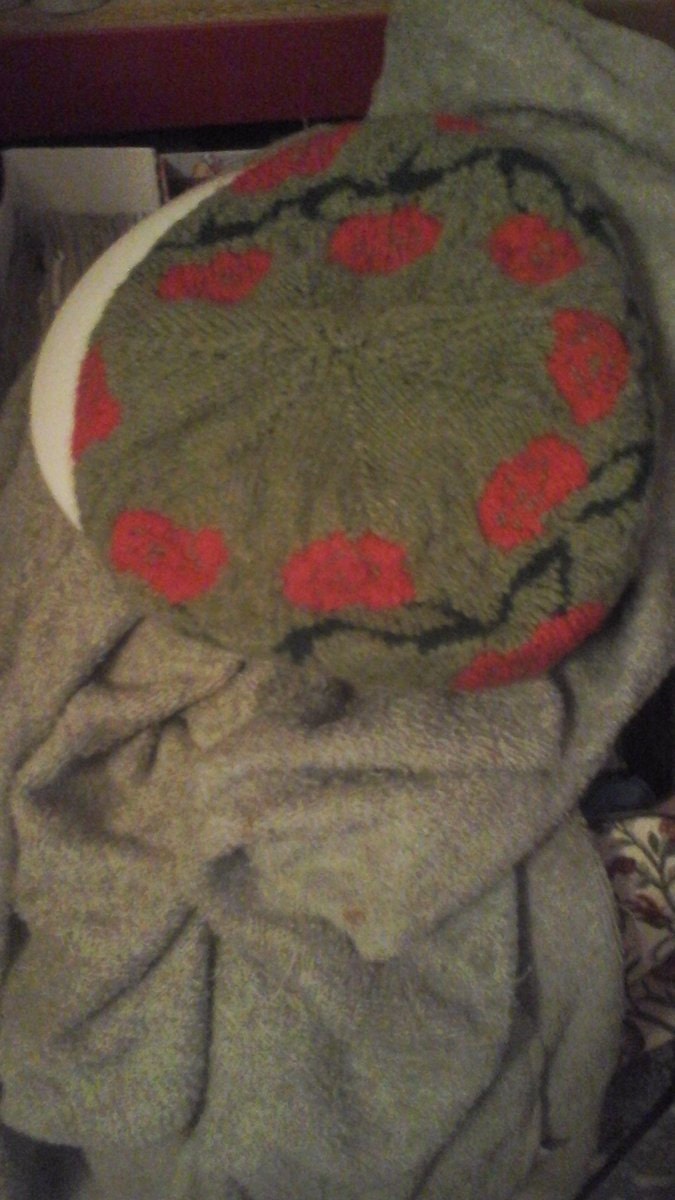 Rosenmuster Baskenmütze Rosenmuster Baskenmütze von LeonoraDesign