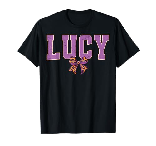 Lucy Leopard Bow Trendy Name Design für Frauen und Mädchen T-Shirt Lucy Leopard Bow Trendy Name Design für Frauen und Mädchen T-Shirt von Leopard Bow Custom Girls nennt Geburtstag cooles T