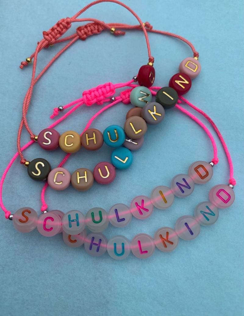Schulkind | Kitakind Armband Perlenarmband Schultüte Einschulung Geschenk Junge Mädchen Bunt Makramee von LeoundLou
