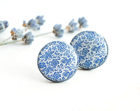 Blaue Florale Ohrstecker, Große Ohrstecker Floral Schmuck Chirurgenstahl Blaue Florale Ohrstecker, Große Ohrstecker Floral Schmuck Chirurgenstahl von Lepun