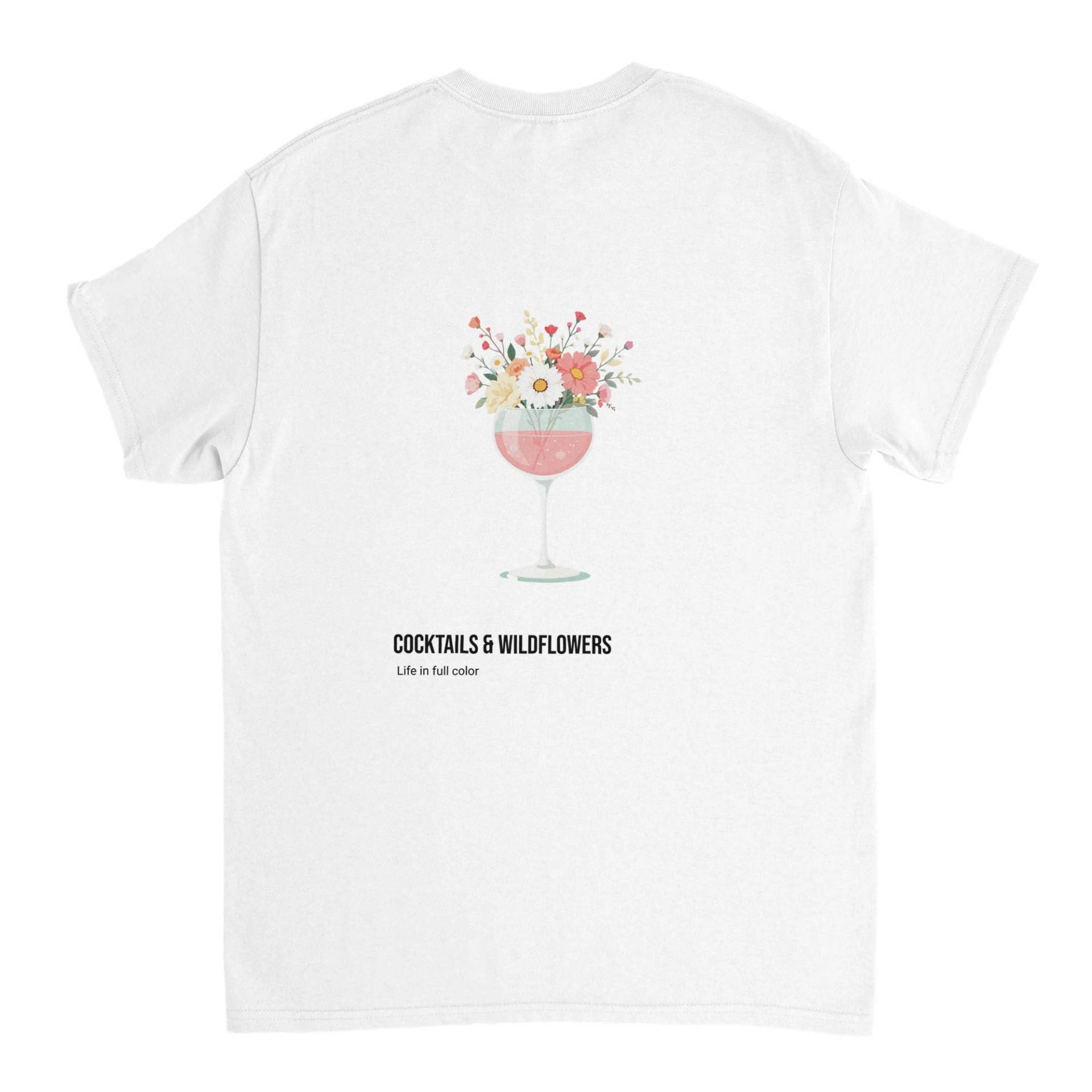 Cocktails Und Flowers/Unisex T-Shirt Mit Rundhalsausschnitt Cocktails Und Flowers/Unisex T-Shirt Mit Rundhalsausschnitt von LepusShop