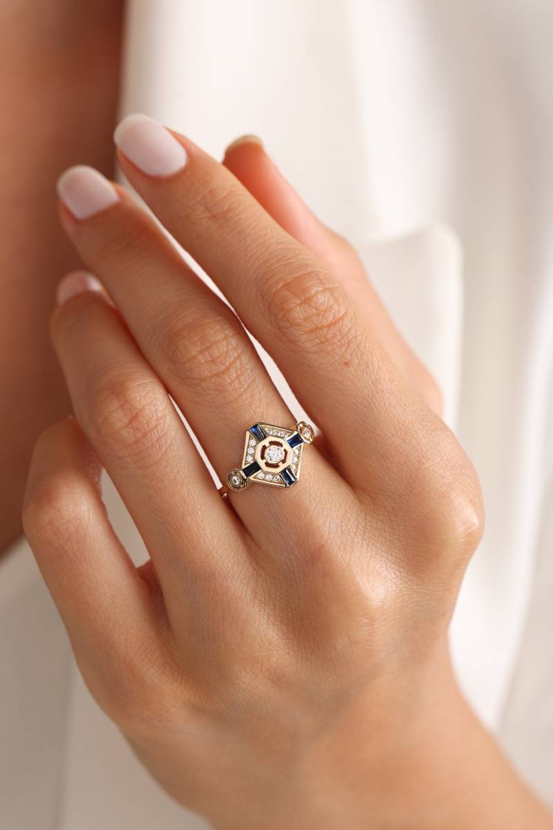 14K Solid Gold Blauer Saphir Ring, Quadrat Zarte Stapeln September Birthstone Schmuck, Handgemachte Valentinstag von LercuJewels