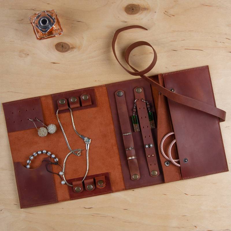 Personalisierter Schmuck-Organisator. Muttertag Leder Organizer. Schmuckrolle. Schmuck Halter. Reise-Schmucketui. Geschenk Zum Geburtstag Personalisierter Schmuck-Organisator. Muttertag Leder Organizer. Schmuckrolle. Schmuck Halter. Reise-Schmucketui. Geschenk Zum Geburtstag von LeroLeather