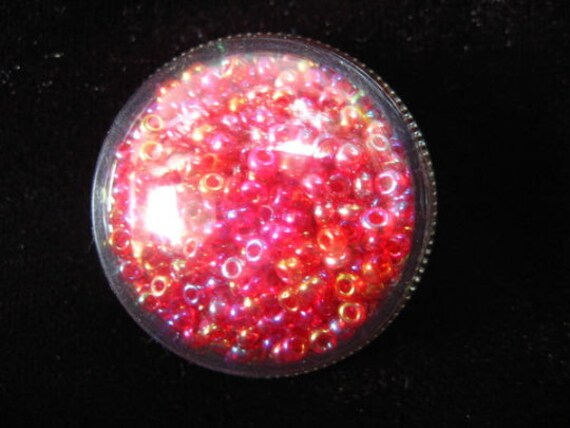 Verstellbarer Unisex-Kuppelring Mit Farbenfrohen, Beweglichen Perlen in Einer Plexiglas-Halbkugel 30 Mm Durchmesser, Einzigartige Kreation von LesBijouxDesZotonis