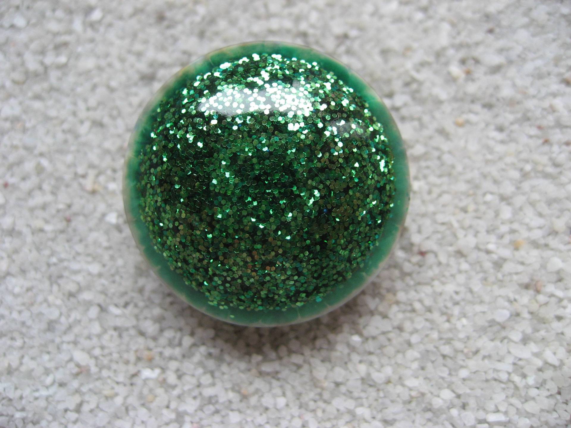 Verstellbarer Unisex-Ring Mit Grünem Glitzer Aus Harz, Verschiedene Formate, Einzigartige Kreation von LesBijouxDesZotonis