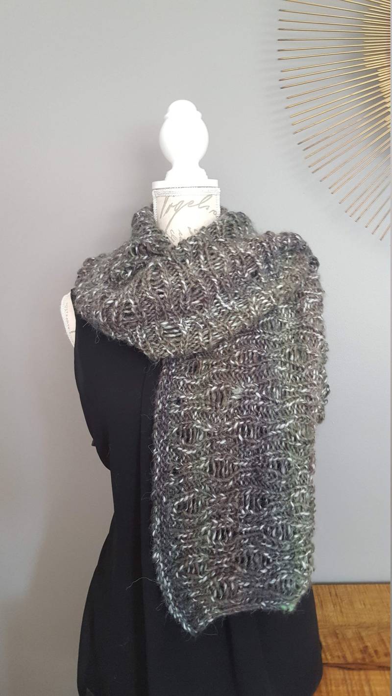 Handgemachter Strickschal, Extra Großer Schal, Geschenk Für Sie, Schulterbedeckung, Schal 800701 von LesCreationsManon