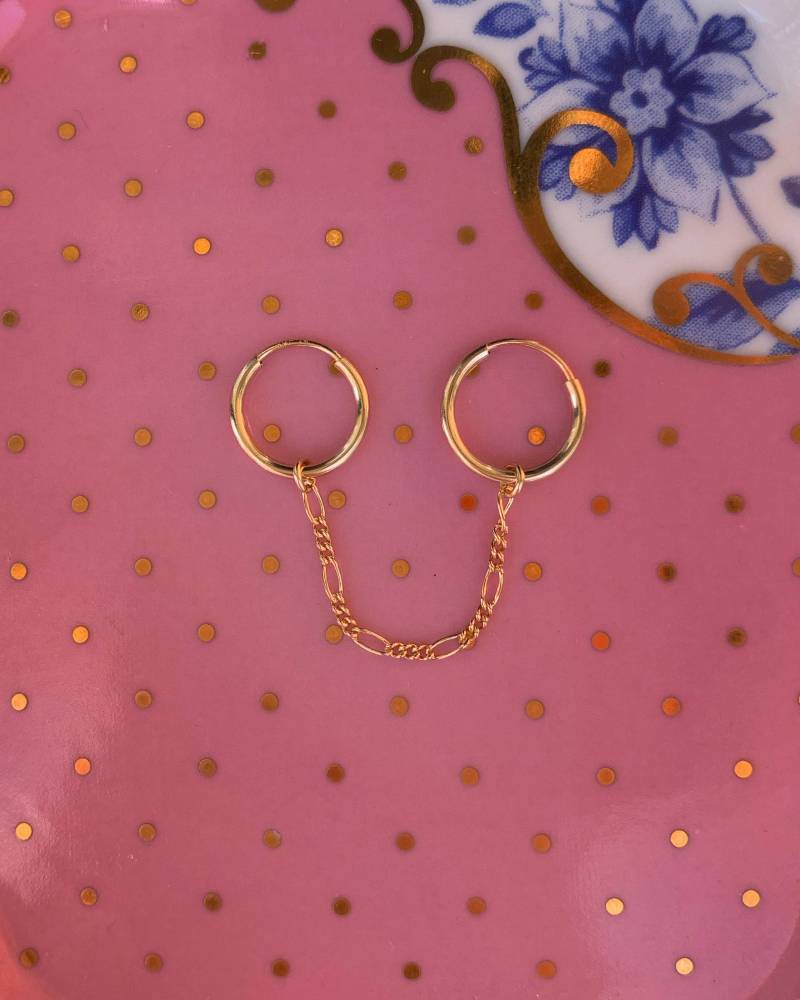 Gold Filled Doppel Piercing Ketten Ohrringe - Creolen Figaro Kette Filled Ohrring von LesDeuxjewelry
