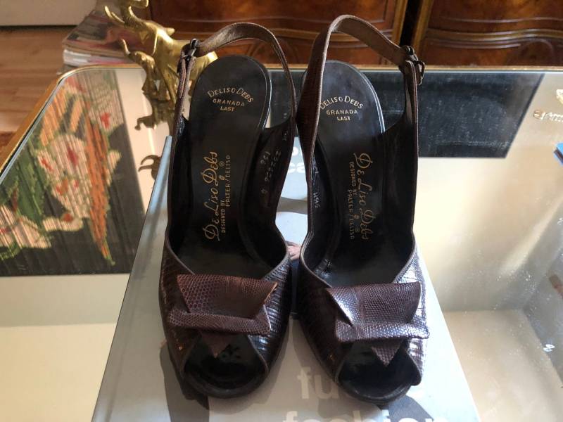 1950Er Jahre Braune Peep Toe Pumps | 50Er Mid Century Glamour Vlv von LesFemmesVintageNYC