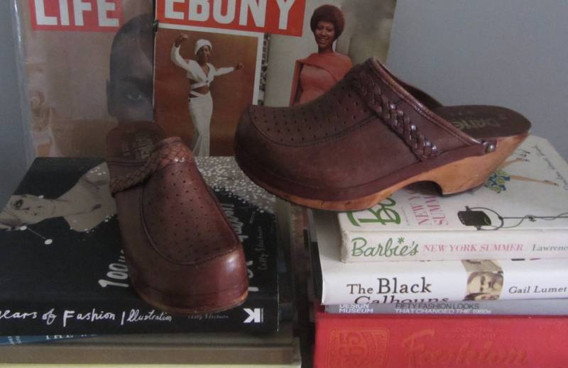 1970Er Jahre Braune Leder Clogs | 70Er Boho Hippie von LesFemmesVintageNYC